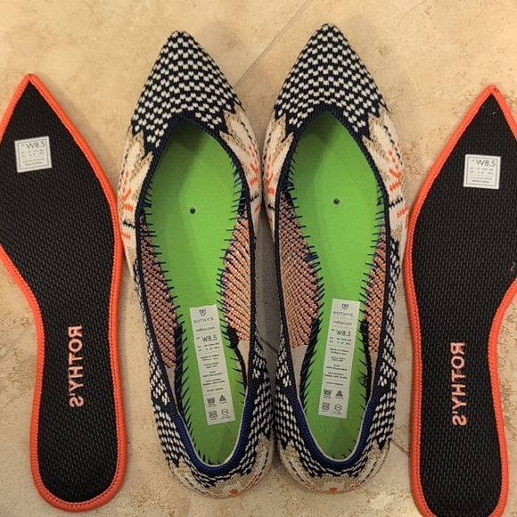 Rothy's Sapphire Floral Point 8.5 - Picture 6 of 8